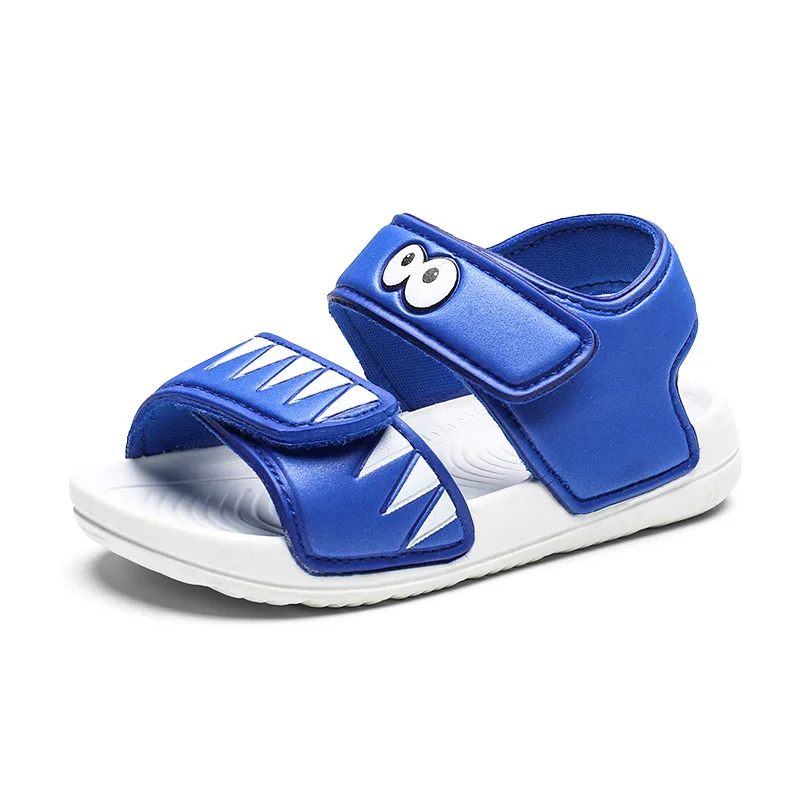 Летняя новая мягкая Нескользящая пляжная обувь детские сандалии с открытым носком с Микки Маусом капитаном Америкой детская Студенческая обувь для диких мальчиков и девочек - Цвет: Blue Shark