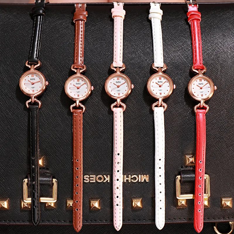Trendy Fashion Ladies Watch Simple Casual Atmospheric Student Watch Fashion Small Dial Belt Quartz Watch