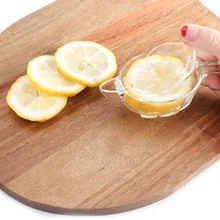 Transparent Portable Kitchen Tool Boat Shape Squeeze Fruit Press ABS For Orange Lemon Home Anti Slip Mini Manual Juicer