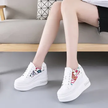 

The 2019 spring edition of the Korean version of tall women's casual shoes