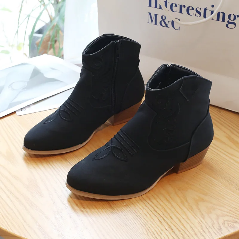 Large Size 43 New Style Martin Boots Women Round Toe Thick Heel Side Zipper Fashion Women's Boots Ankle Boots