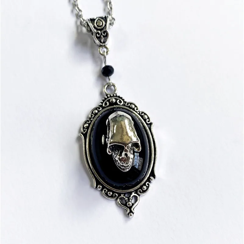 Стандартное ожерелье с готическим черепом вампира чокер кулон камнем и
