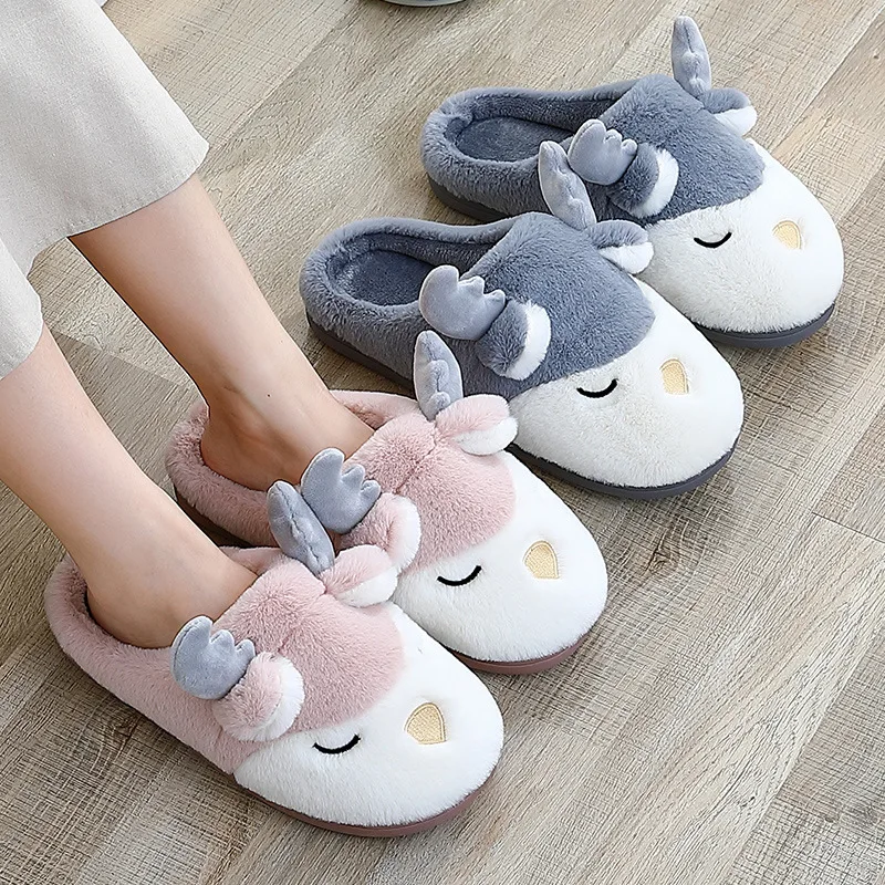 Women Winter Warm Slippers Cute Deer Faux Fur Slippers Indoor Outdoor Shoes Non-Slip Soft Cozy Funny Shoes Cartoon Men Slippers