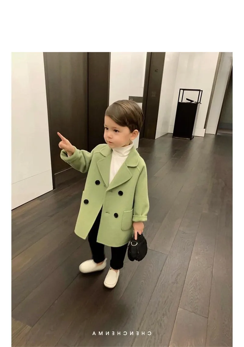 12233414517_773054496