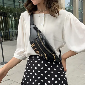 

The new 2019 sports-chic high-capacity breast bag is versatile and comes with a signature monogram mini Fanny pack for women