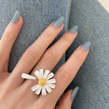 

New Trendy Cute Gold Daisy Flower Adjustable Open Rings For Women Girls Party Jewelry Gift Sets
