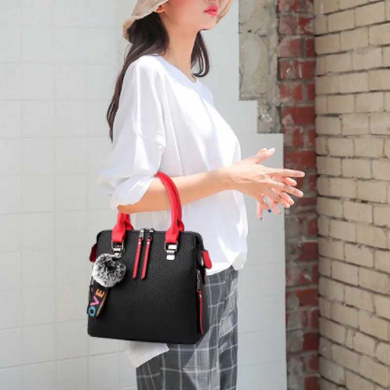Новинка, дизайнерская модная женская сумка из искусственной кожи с меховым помпоном, вместительные сумки через плечо, повседневные сумки, простые ручные сумки