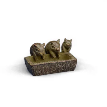 

LAOJUNLU Three Little Pigs Rush To Eat Red Copper Small Incense Sticks Small Ornaments