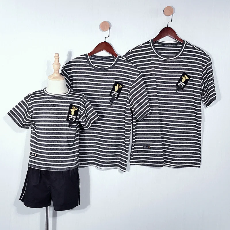 1pc shirt Летние одинаковые футболки в полоску для всей семьи; рубашки для мамы и ребенка; одежда для семьи; Модная одежда для мамы, папы и детей - Цвет: 1pc shirt