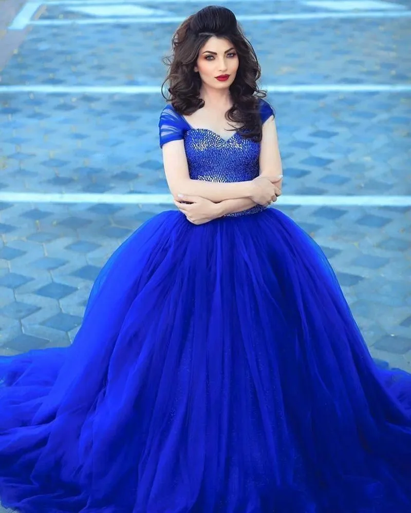 

Royal Blue Ball Gown Prom Dresses Cap Sleeevs Sweetheart Neckline Evening Dress Arabic Princess vestidos de fiesta
