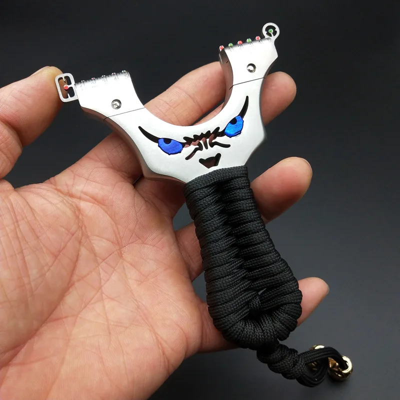

Little monster slingshot stainless steel flat skin fast pressure fiber optic aiming slingshot free binding sports toy