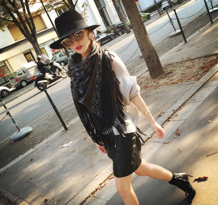 ZLD simple Wide Brim Autumn Female Fashion Top Jazz Cap Winter Fashion Wool Fedora Hat For Women Chapeau Femme Top hat