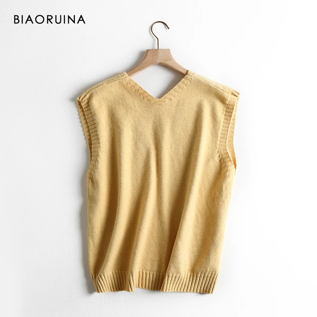BIAORUINA 5 Color Women's Sleeveless Solid Casual Knit Vest Female All-match Basic V-neck Loose Sweater One Size New Arrival 2