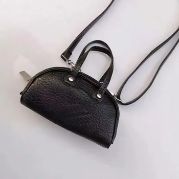 

2020 new women's handbag summer popular shell bag ladies messenger one shoulder hand bag beauty essential