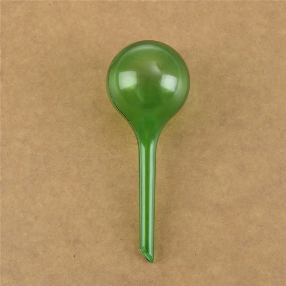 Practical-PVC-Travel-House-Plant-Self-Watering-Bulb-Shape-Waterer-Globes-Automatic-Irrigation-Patio-Lawn-Garden(4)