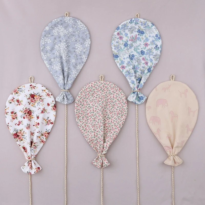 

Cute Printed Cotton Balloon Wall Hanging Ornaments Nordic Nursery Room Decoration Newborn Baby Bedroom Photography Props