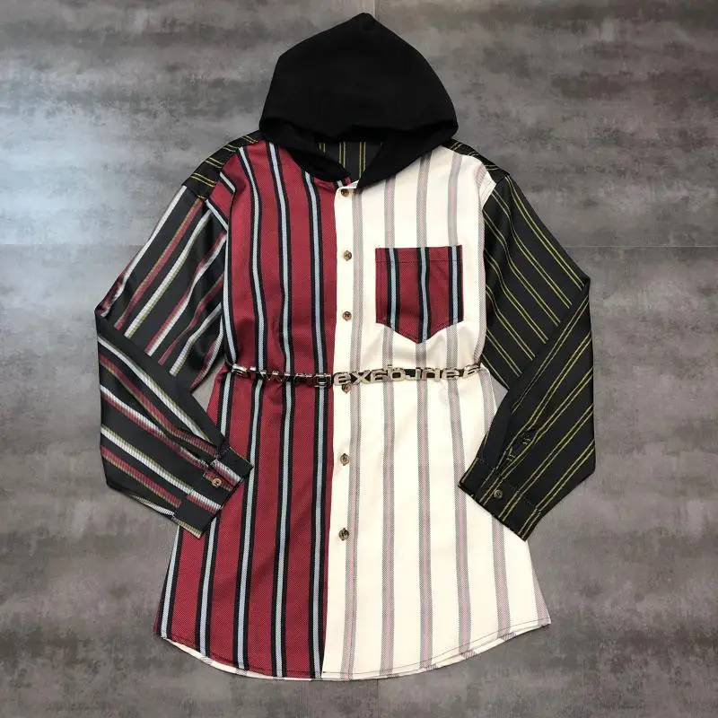 

New vertical stripe contrast metal letter belt with hood and thick shirt