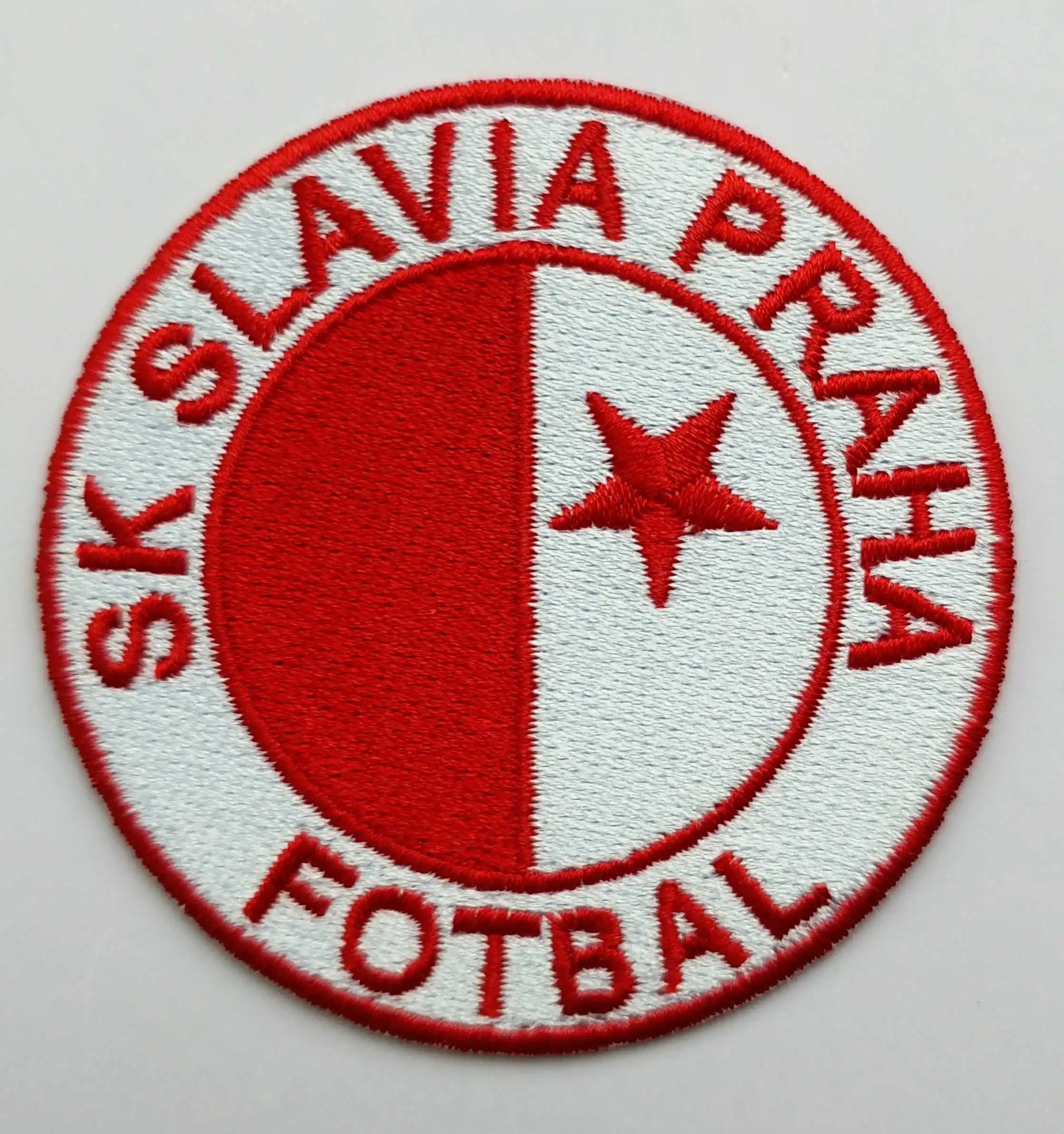 2 шт./лот Футбольная команда fussball логотип Slavia Praha железная нашивка вышитая