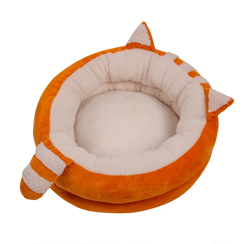 Cute Plush Winter Cat Bed, Soft Warm and Comfortable Dog Cushion, Christmas gift
