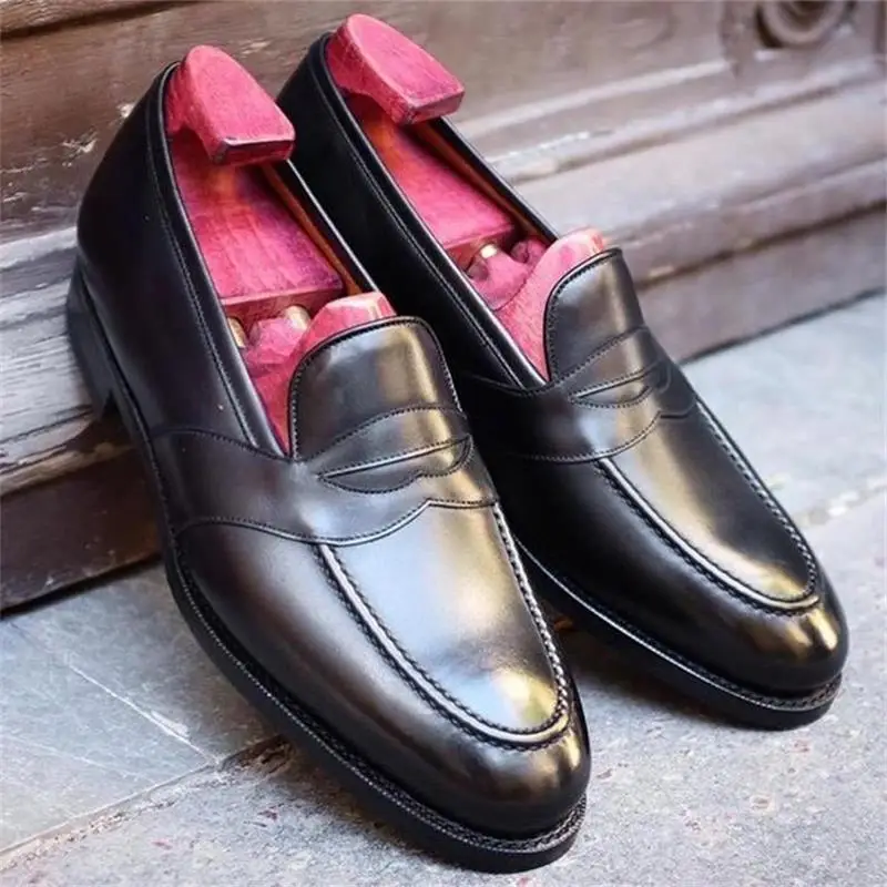 2021 Mens Shoes Fashion Casual Classic Black PU Simple Mask Pointed Low Heel Comfortable Business All-match Loafers  XM289