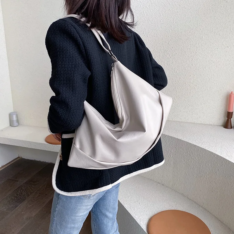 Однотонные сумки через плечо из искусственной кожи для женщин, вместительные сумки через плечо, женские винтажные сумки