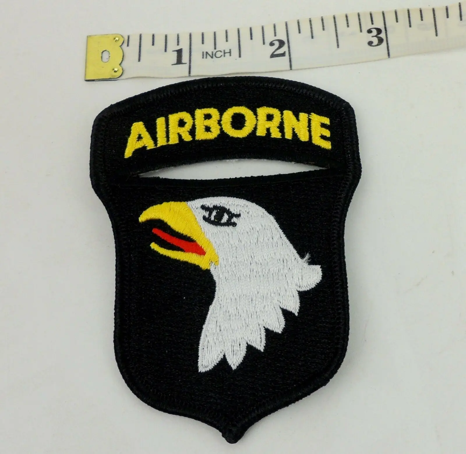 tomwang2012. WWII UNITED STATES ARMY 101ST AIRBORNE DIVISION PATCH SHOULDER SLEEVE INSIGNIA