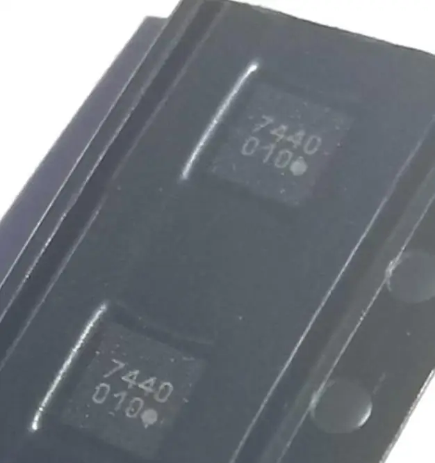 Новая одежда для маленькой девочки 2 шт IST8310 LGA-16 шелковой ширмы: 010 | Электронные