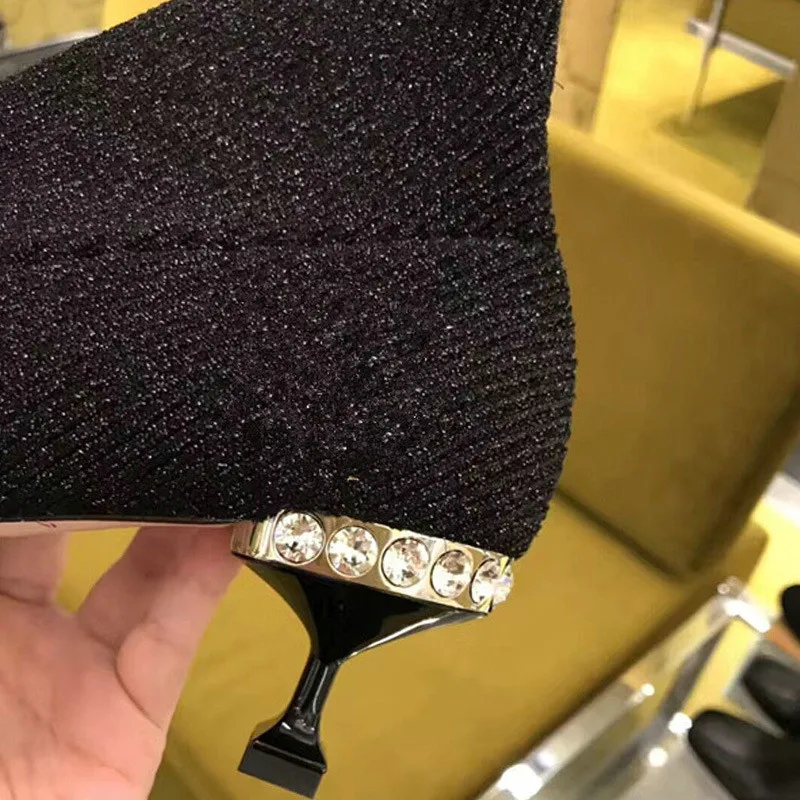 7678262700_958064830