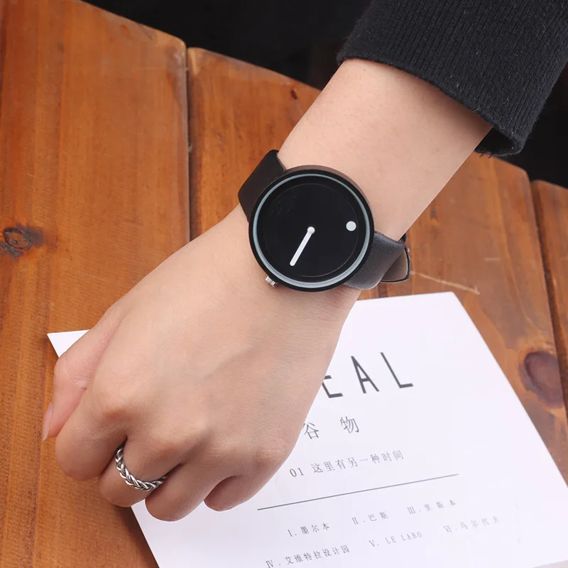

Korean-style Harajuku Students Watch Two Needle Casual Personalized & Creative Glorious Men And Women Couple Watch