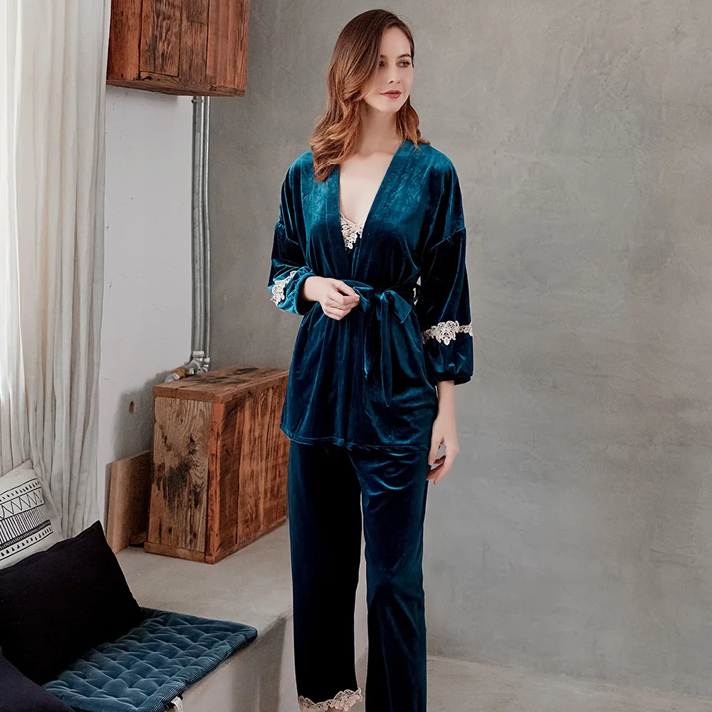 Pajamas for Women Gold Velvet Pajamas Autumn Version of Sexy Lace Sling Nightdress Robe Trousers Three-piece Home Clothes