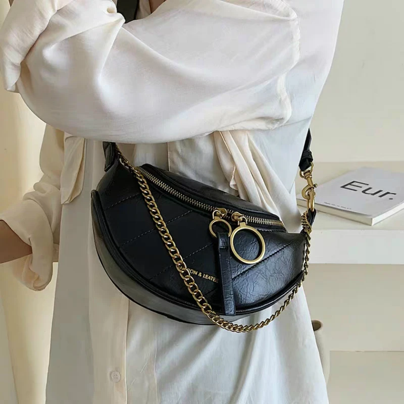 

Fashion wild Chain Chest Bag Women Crossbody Bag Luxury designer New tide Korean Style Shoulder Bag Lady small dumplings package