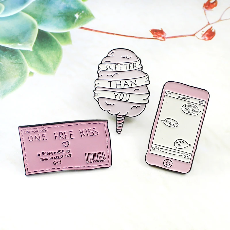 

Creative Stamp Letters Phone Dialogue Brooch Marshmallow Coupon for Free Kiss Enamel Pins Badge Fun Jewelry Gift for Couple