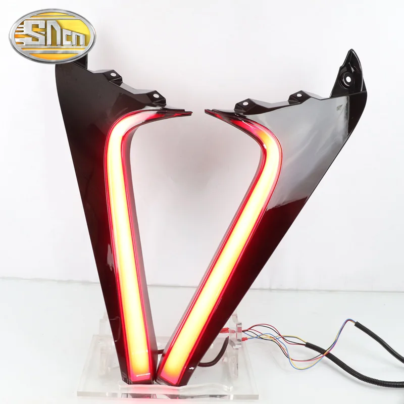 2PCS Rear Pillar Light For Toyota RAV4 2019 2020 Car LED Rear Running Light Bumper Brake Light Dynamic Turn Signal Reflector