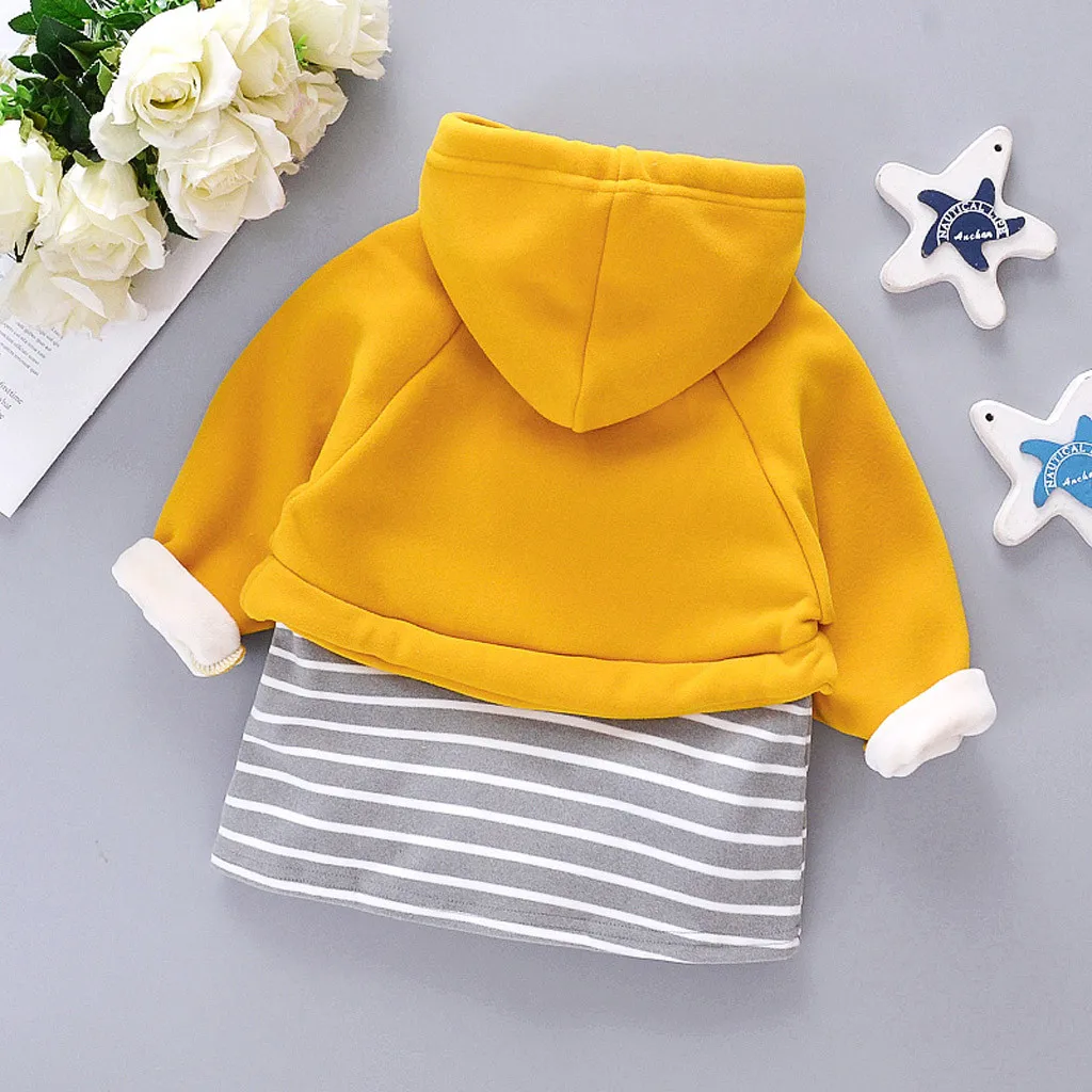 Платье с длинными рукавами и капюшоном для маленьких девочек vestido infantil/Повседневные хлопковые платья-свитера в полоску с бантом зимняя одежда для маленьких девочек