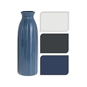 

Jarron decorative. Manufactured in China available in 3 colors. Dimensions width 10cm x high 34cm
