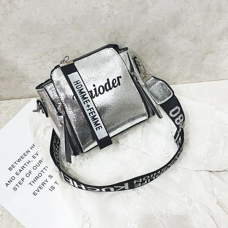 

Bag Women's 2019 New Style Korean-style Fashion Shoulder Bag Network hong kuan Shoulder Strap Bag GIRL'S Spring And Autumn Bucke
