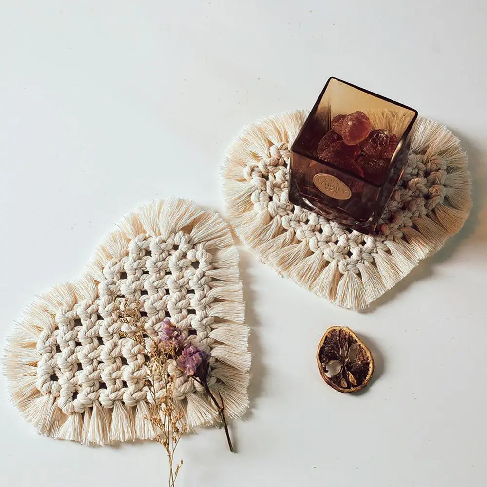 

Bohemia Style Cotton Rope Cup Pad Handwoven Cotton Coaster Heart Shaped Solid Color Cup Mat Macrame Coaster Home Decoration