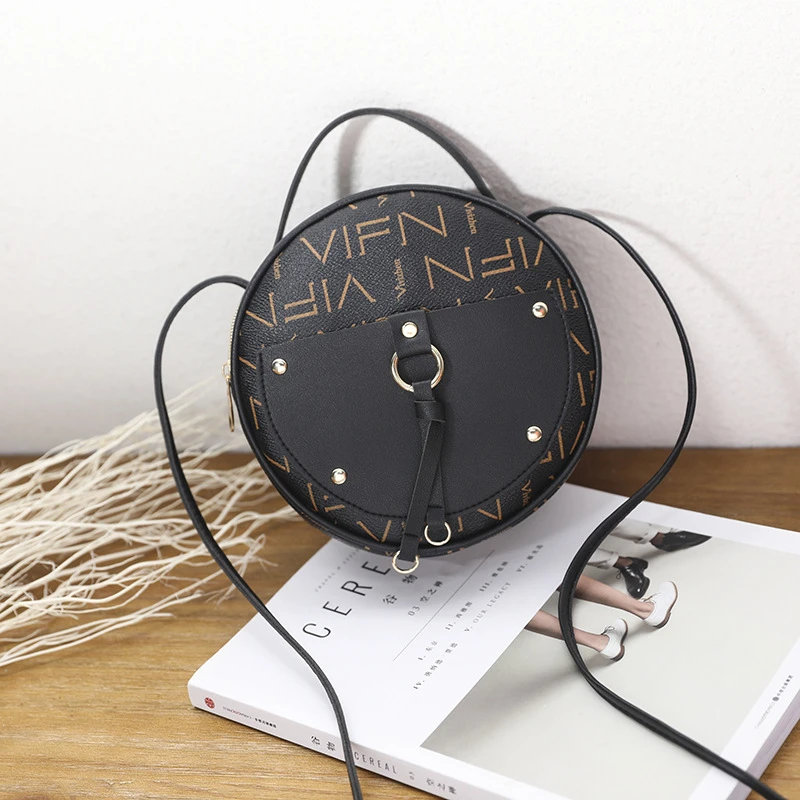 

Designer Bags Famous Brand Women Bags 2019 Luxury Designer Handbag Letterrivet Crossbody Round Ladies Shoulder Bag Messenger Bag