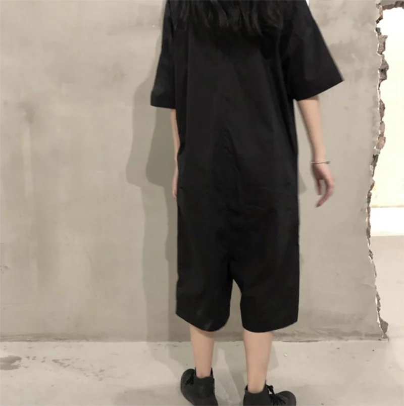 Summer women's new short sleeve coveralls solid color one-piece shorts low-end one-piece shorts cargo pants