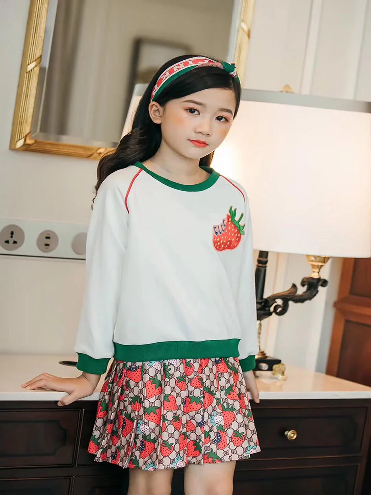 

2019 Xmas Red Dress fashion luxury brand designes Toddler Girl Wedding Dress Birthday box Tutu Dress Christmas Party