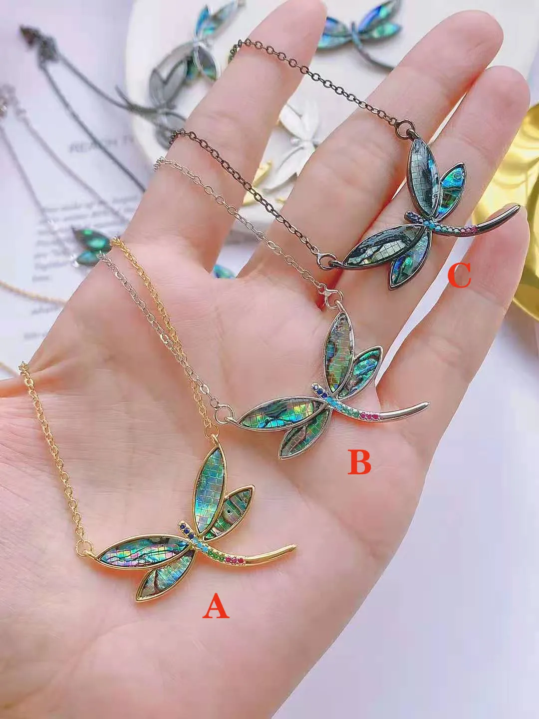 

3pcs Rainbow Abalone Shell Pendants Charms, dragonfly Shell Pendant Charms For Necklace Making Women Gift