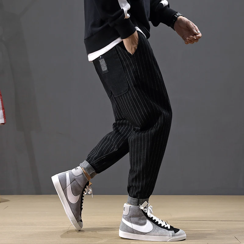 

Korean Style Fashion Men Jeans Loose Fit Black Color Stripe Harem Pants Hombre Small Leg Big Size 28-42 Casual Hip Hop Jeans Men