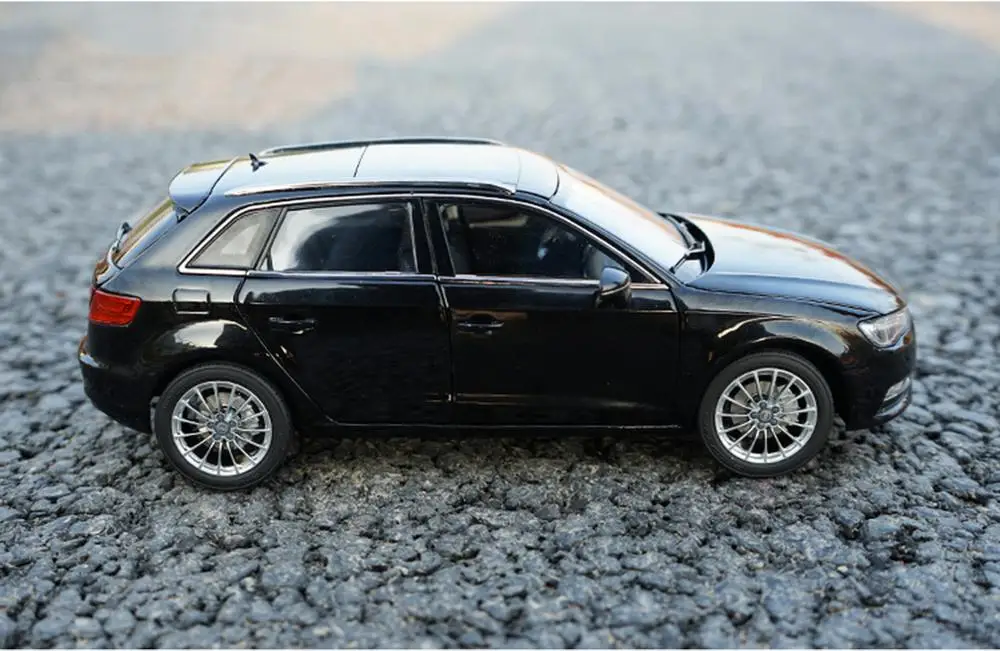 1/18 весы Audi A3 Sportback Черные Литые Автомобильные модельные игрушки, коллекционные подарки