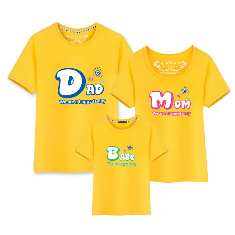 Одежда для мамы и сына Одинаковая одежда дочки Tenue Maman Fille Семейные футболки из