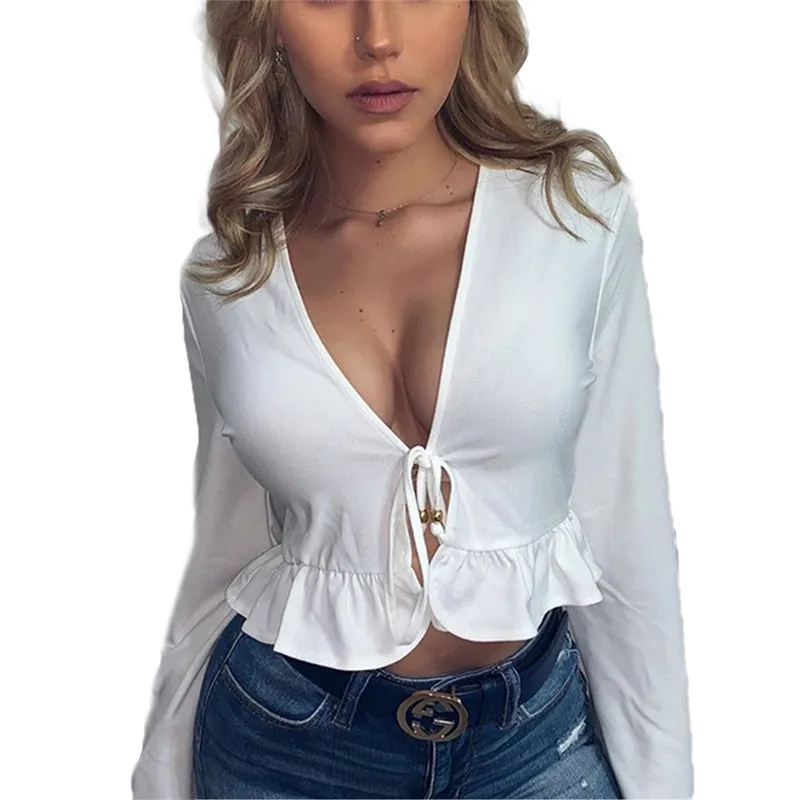 Женская блузка с оборками глубоким V-образным вырезом и длинным рукавом | одежда