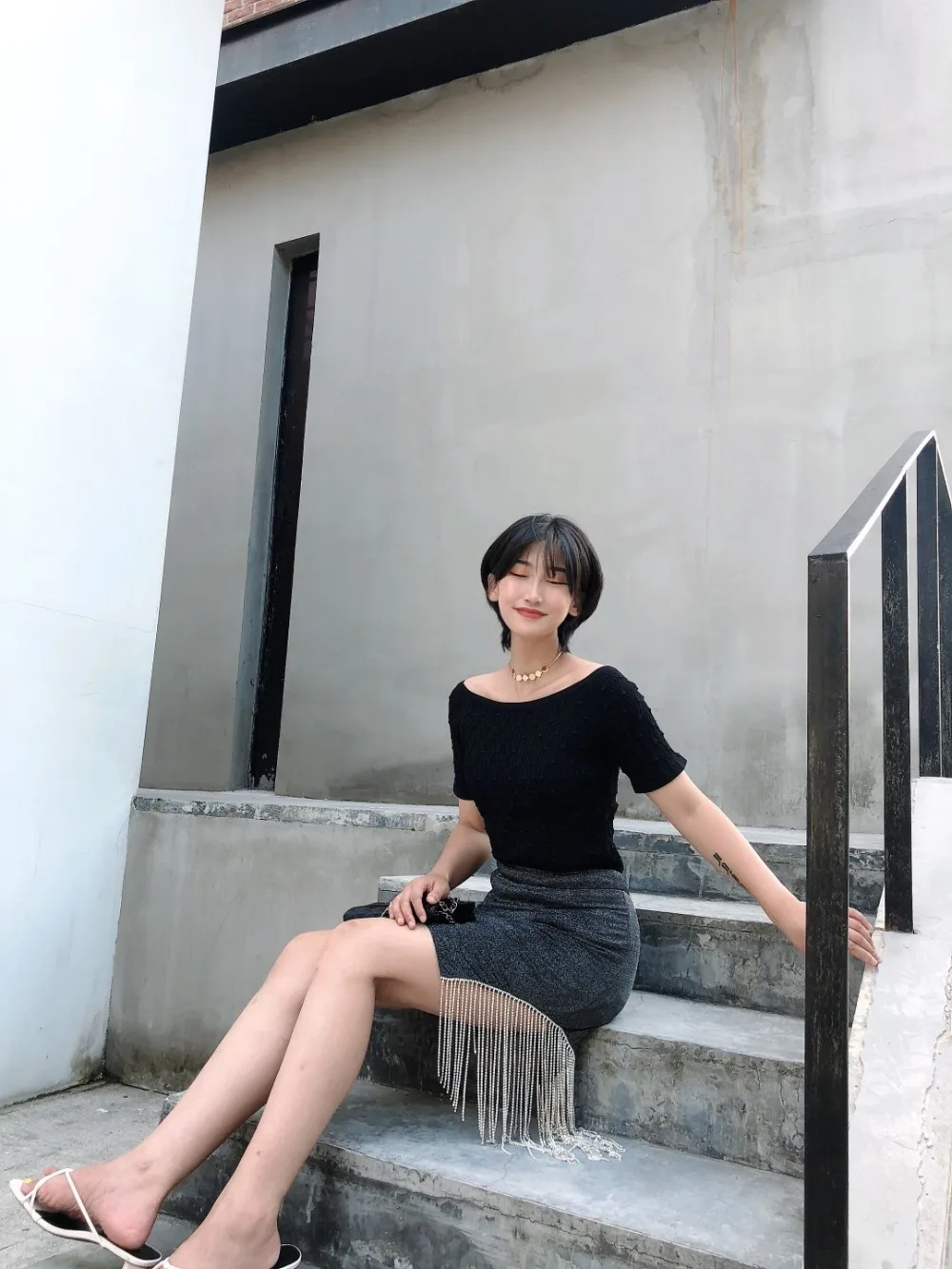 WHITNEY WANG, Весенняя мода, уличная одежда, шикарные бриллианты, кисточка, Мерцающая мини-юбка, Женская юбка для ночного клуба, юбки для вечеринок