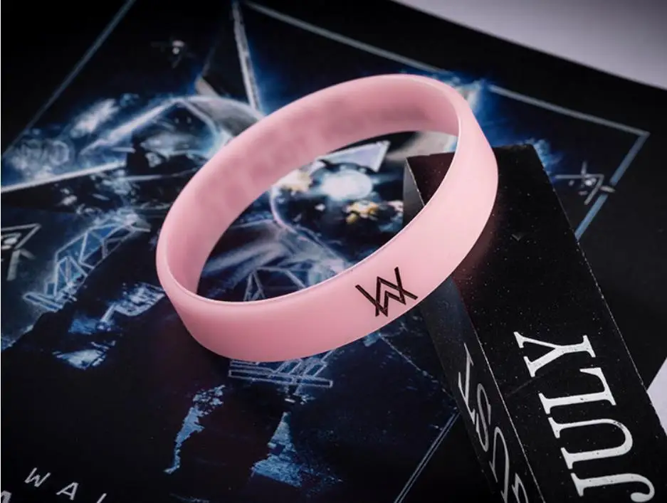 100 шт Alan Walker силиконовый браслет для любителей музыки, светящийся ремешок на запястье