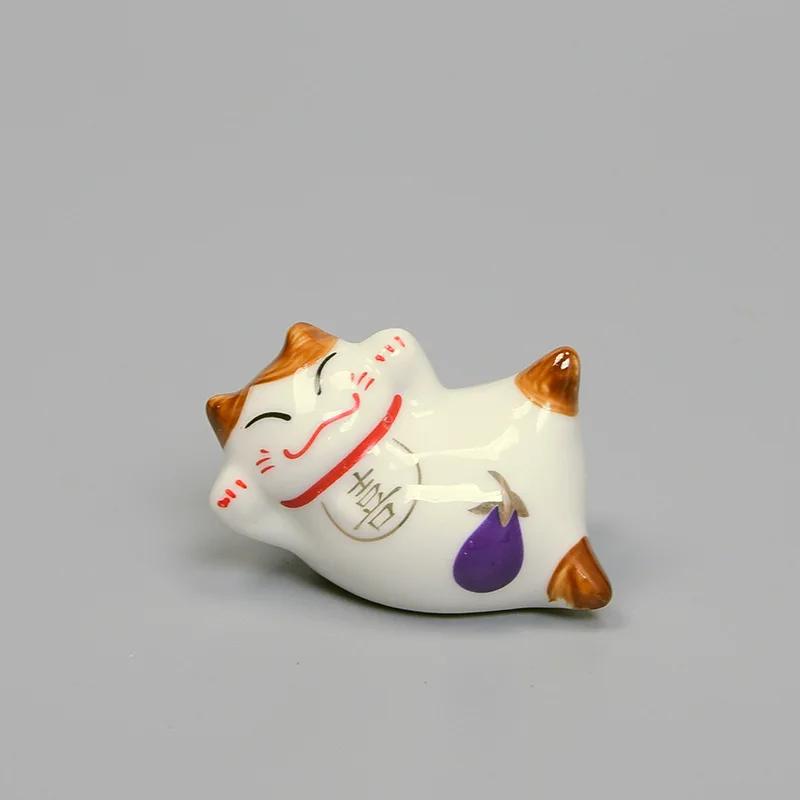 Ceramic cat chopstick rack