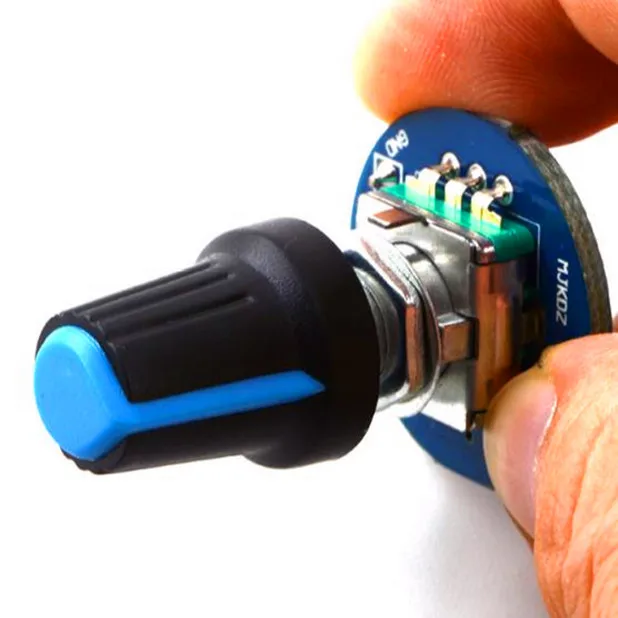 

3pcs Digital knob module / rotary encoder module / rotary potentiometer / with knob cap