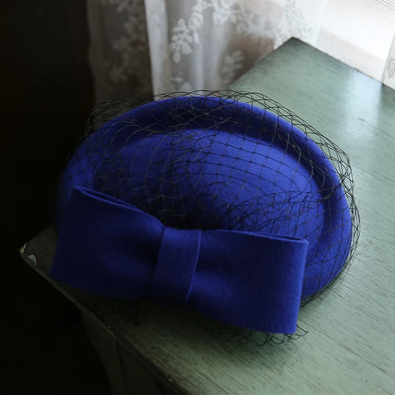 Женские фетровые шляпы с бантом и вуалью в стиле Парижа; цвет синий, зеленый, белый, бордовый; женские фетровые головные уборы из чистой шерсти для свадебной вечеринки